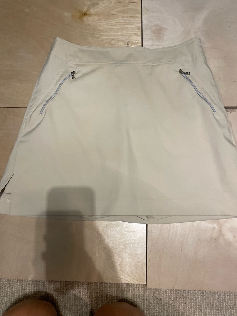 Tail Tech Size 10 Cream Zipper Pocket Skort